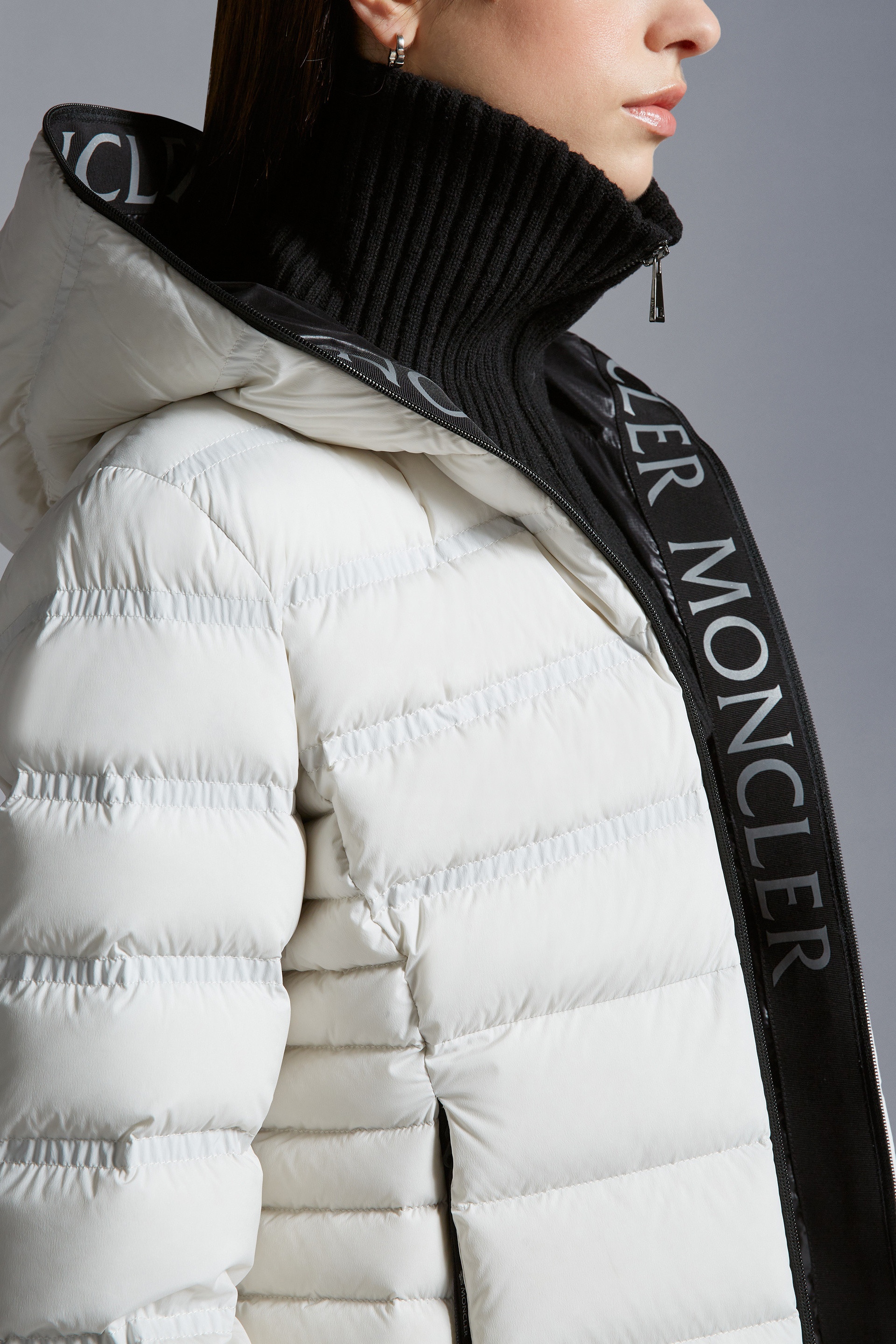Moncler Alete Short Down Jacket | REVERSIBLE 