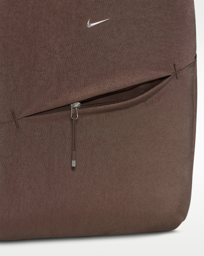 Nike Aura Backpack (24L) 5