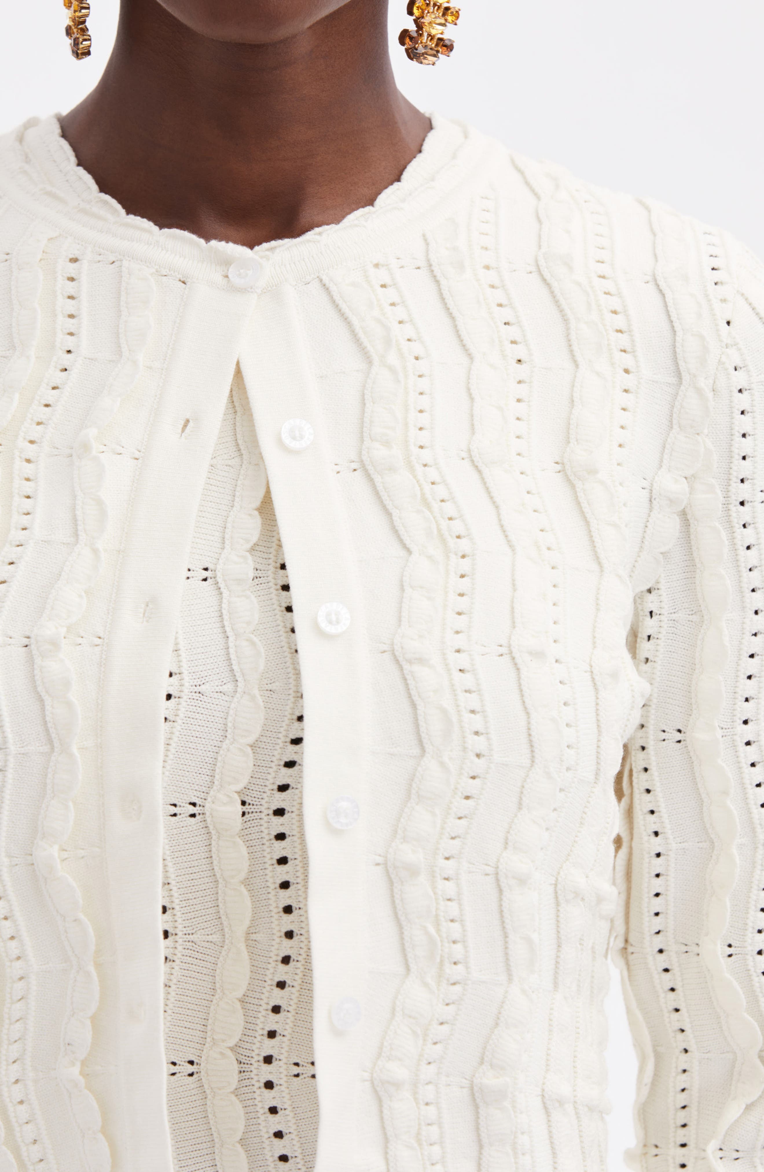Wavy Stitch Crop Cardigan - 4