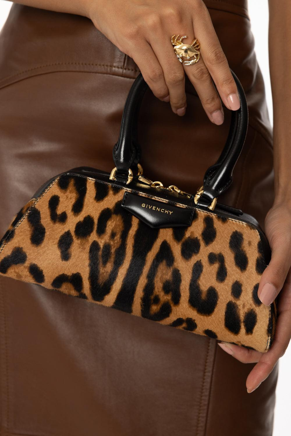 Antigona Mini Bag - Black / Beige - 4