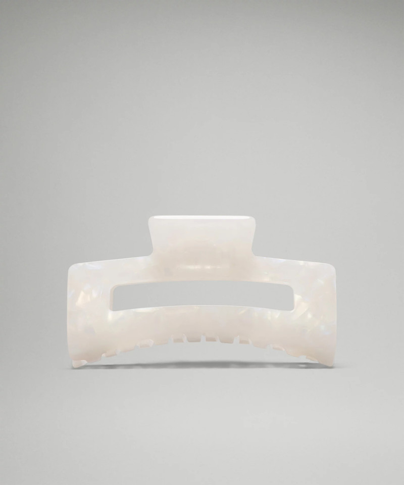 Extra Large Claw Hair Clip 1