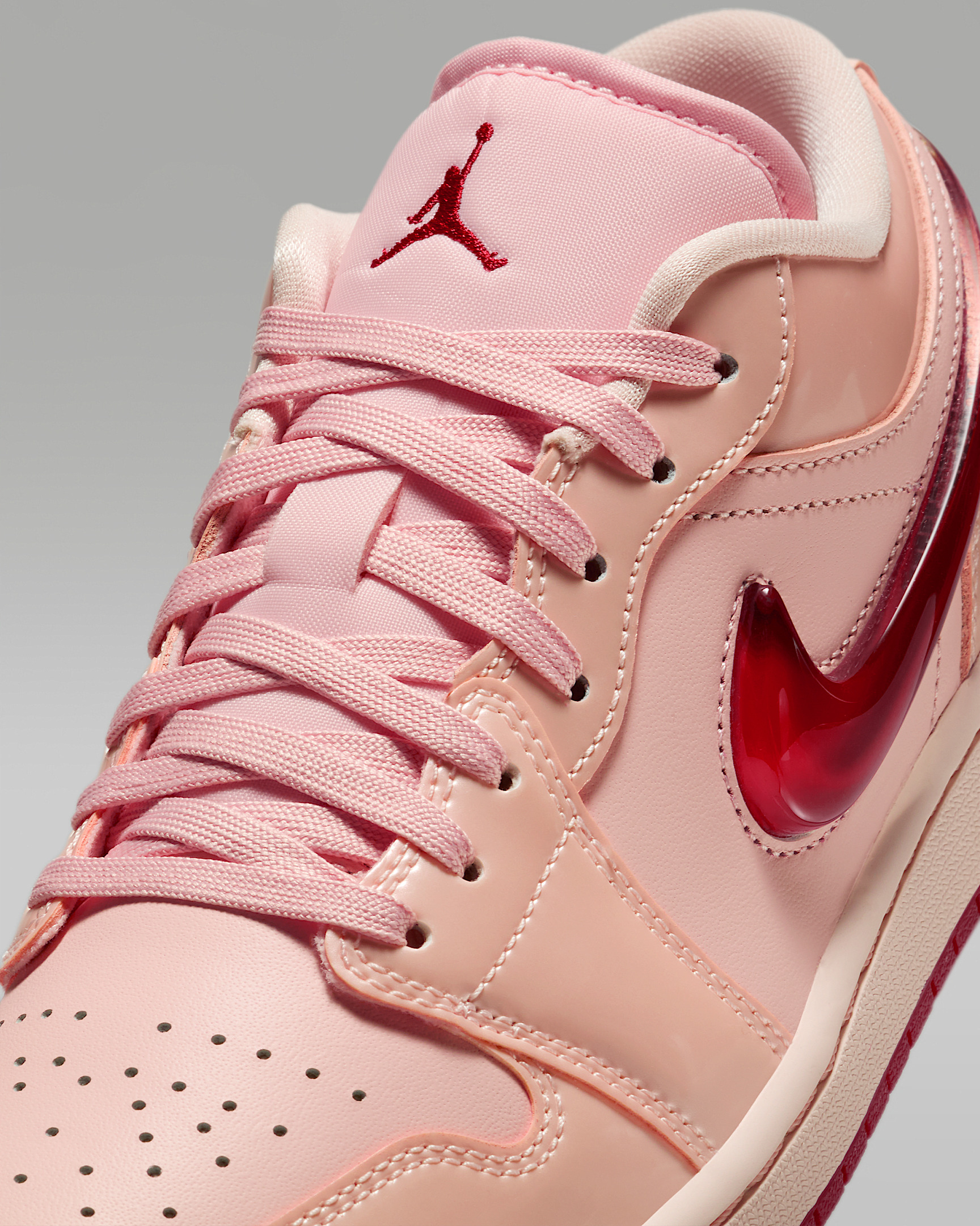 Air Jordan 1 Low SE Women's Shoes - 7