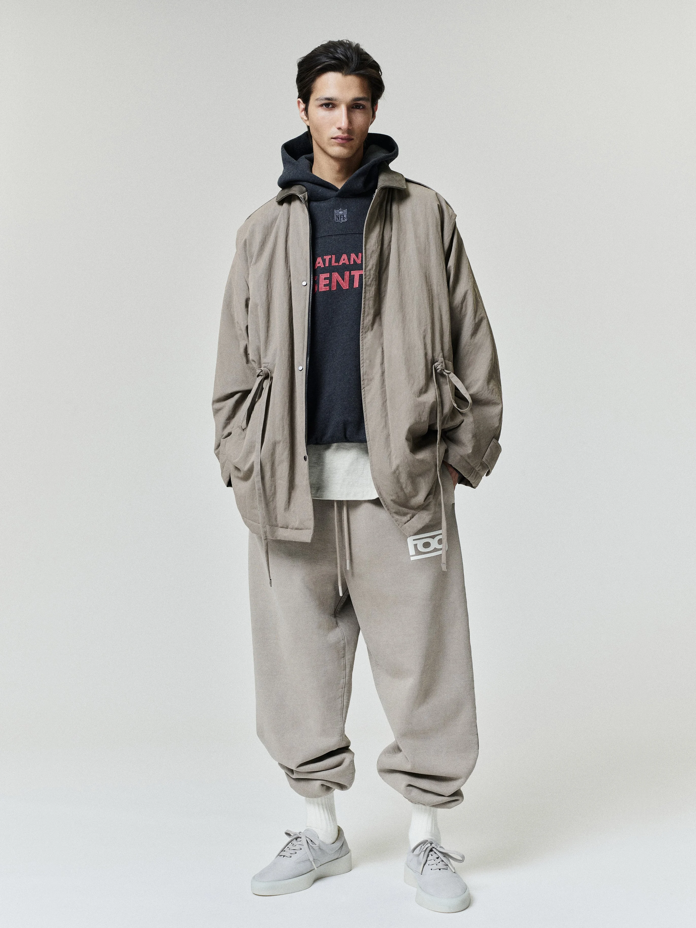 Falcons 90s Relaxed Hoodie - 1