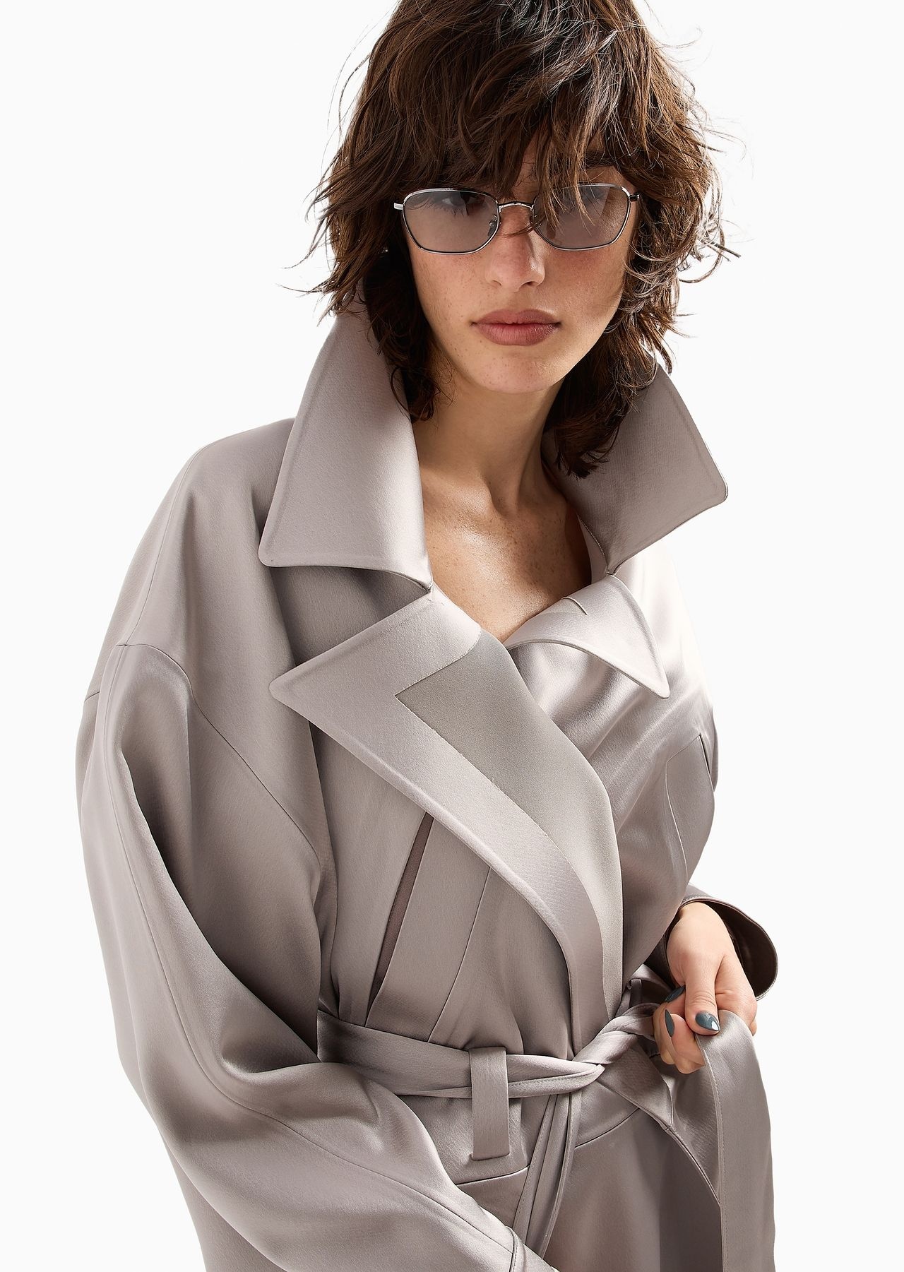 Technical duchess satin trench coat - 6