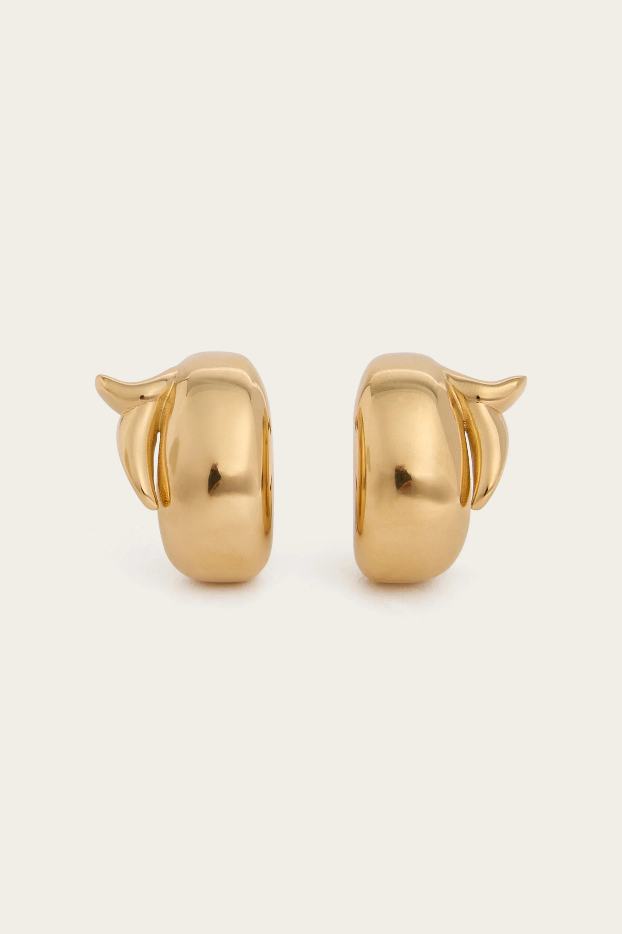 PUCCI FISH TAIL EARRINGS - 1