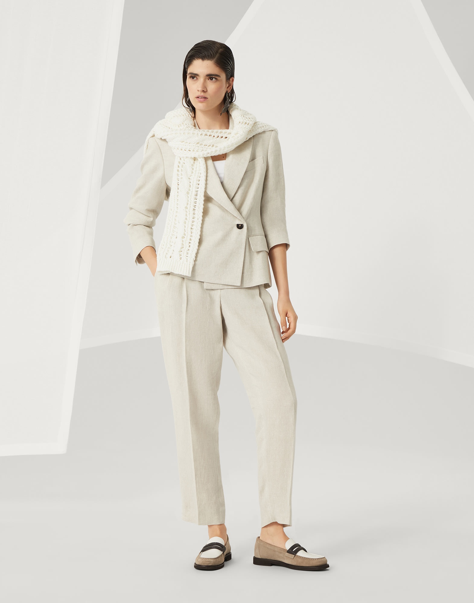 Linen sparkling canvas slouchy trousers with monili - 4