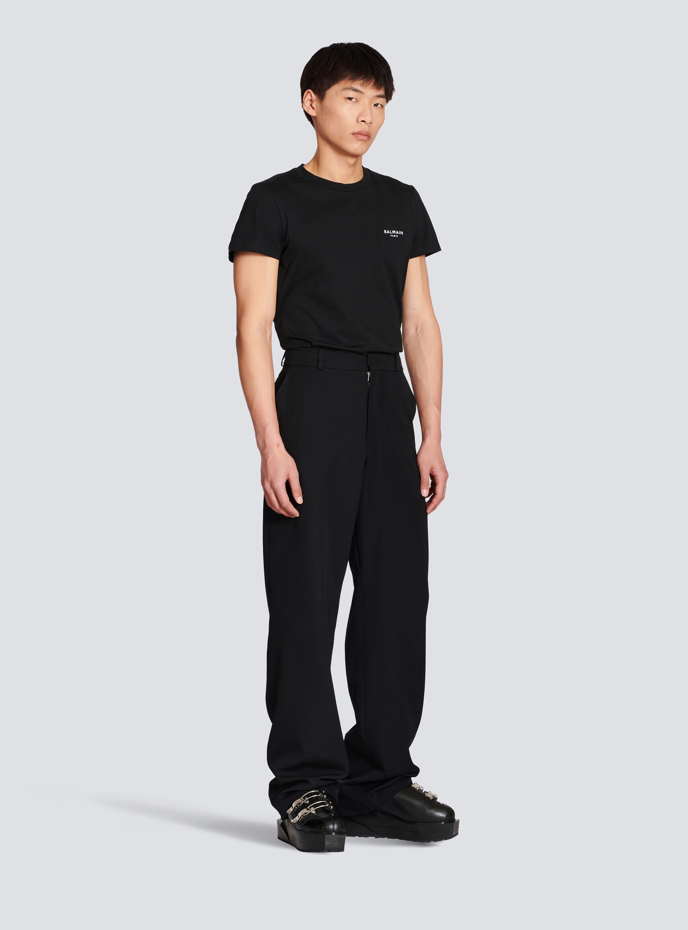Wide-leg wool trousers - 3