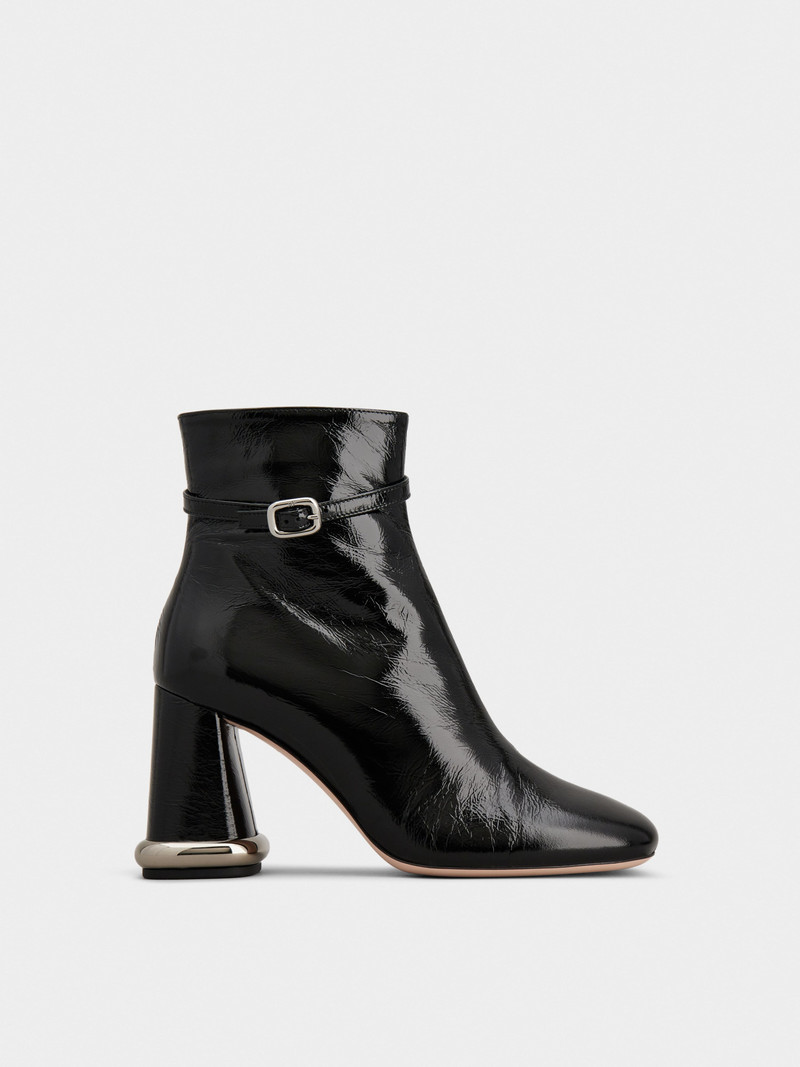 Viv' Podium Booties in patent leather 1
