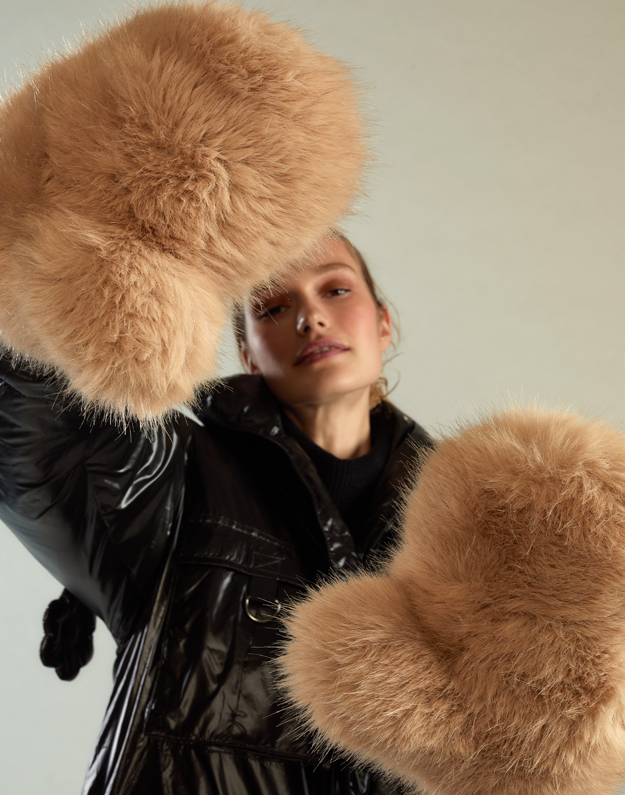 Faux Fur Oversized Mittens - 2