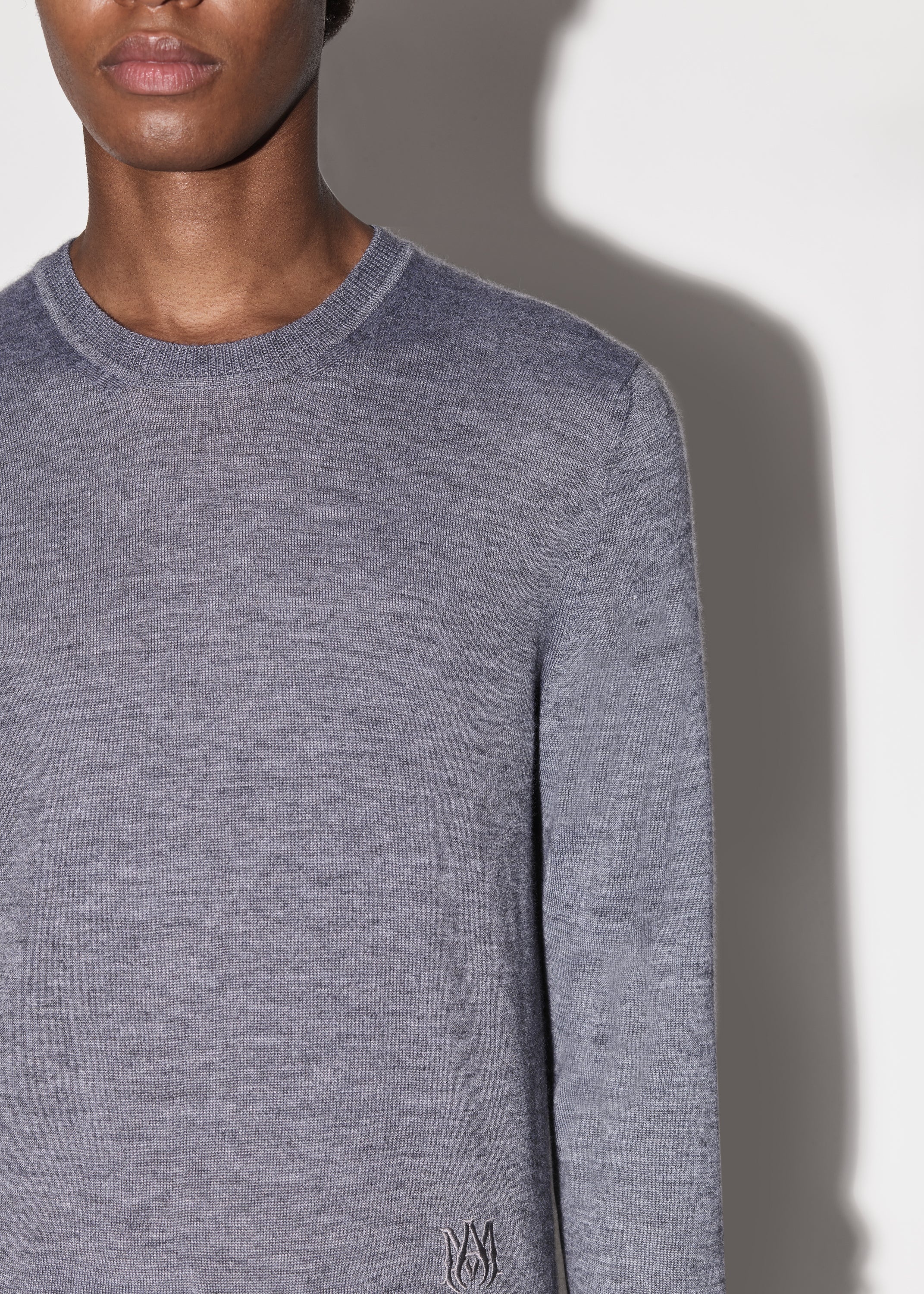 M.A. EMBROIDERED CREW - 5
