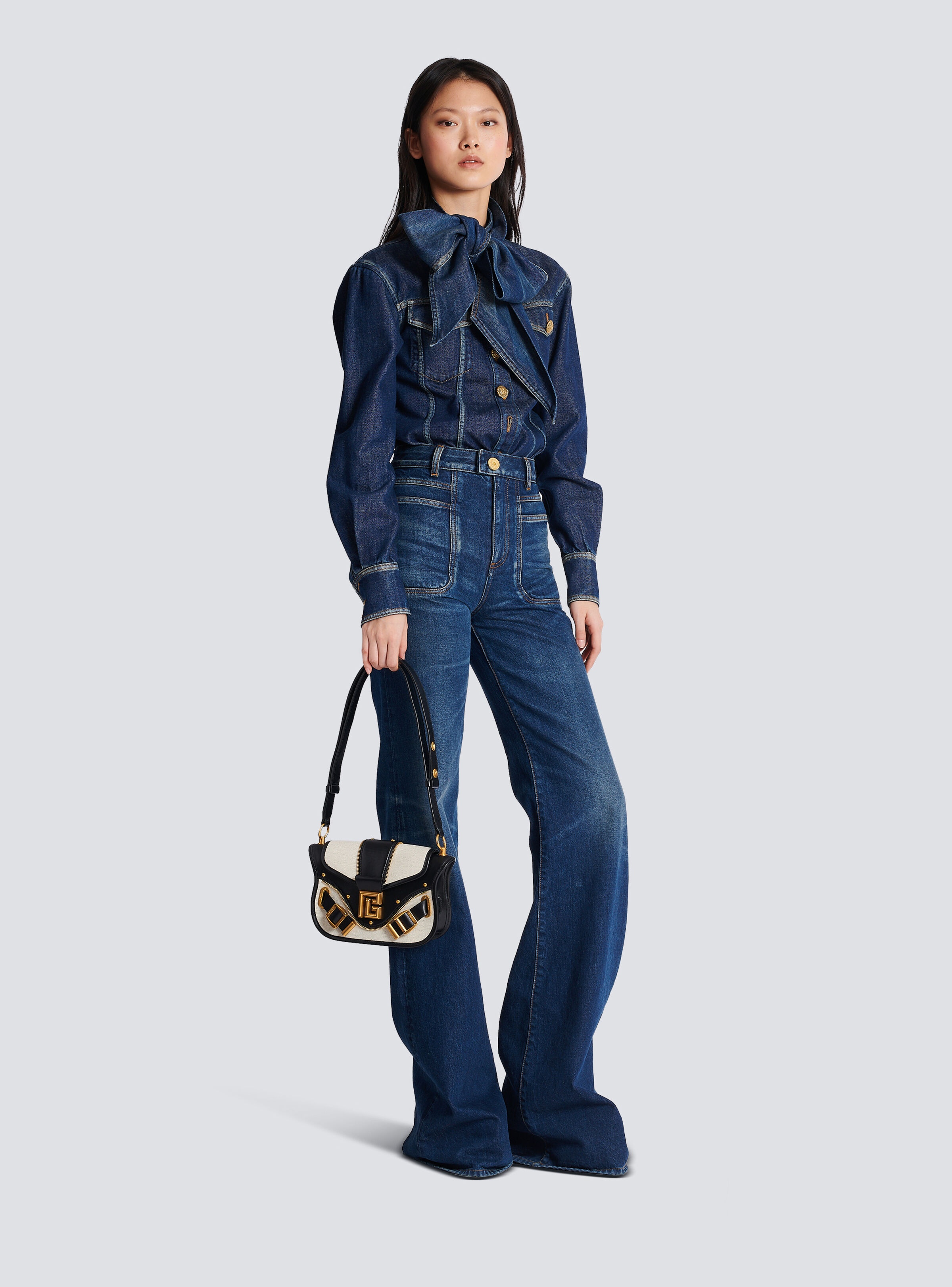 Blaze canvas and leather bag - 9