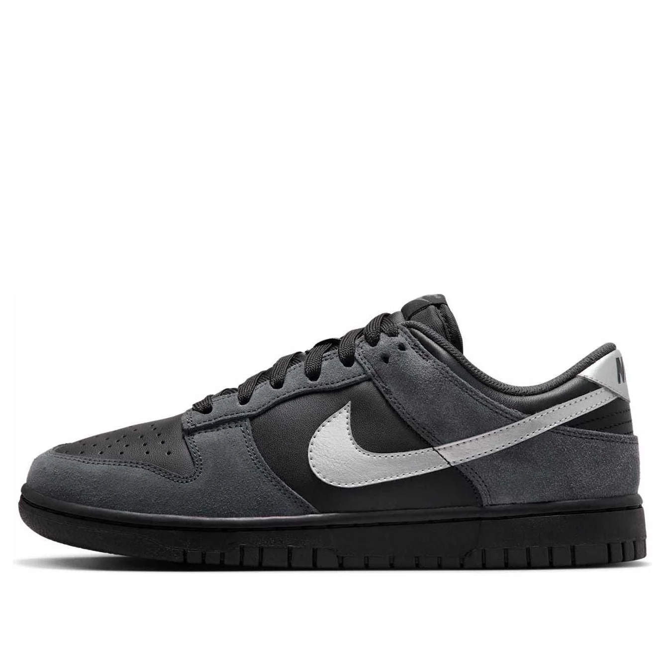 Nike Dunk Low 'Black Metallic Silver' II7636-001 - 1
