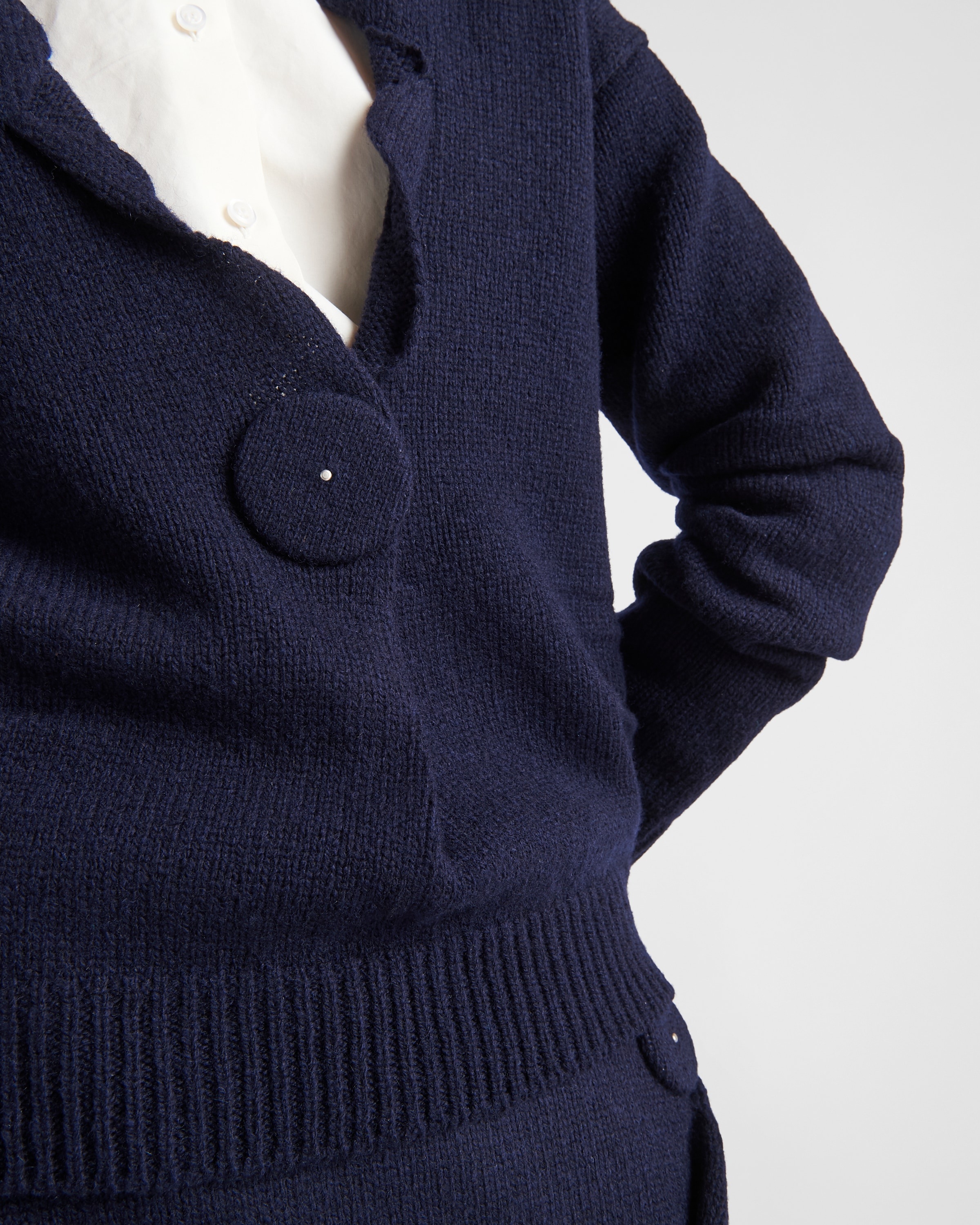Wool and cashmere V-neck sweater - 3