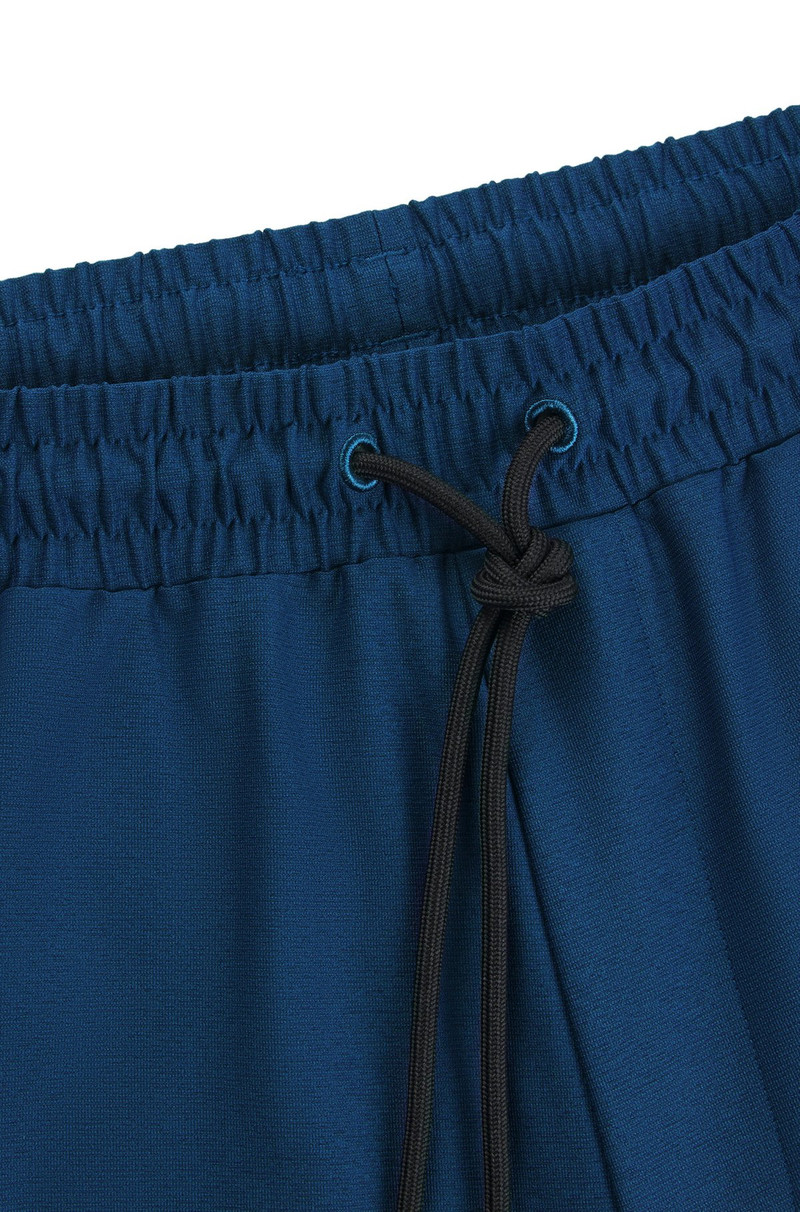 ACTIVE-STRETCH SHORTS WITH DECORATIVE REFLECTIVE DETAILS 6