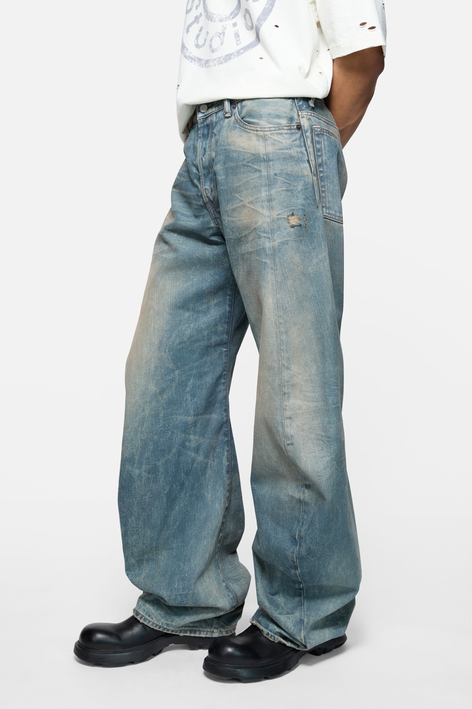 Relaxed fit jeans - 2006 - Mid blue - 4
