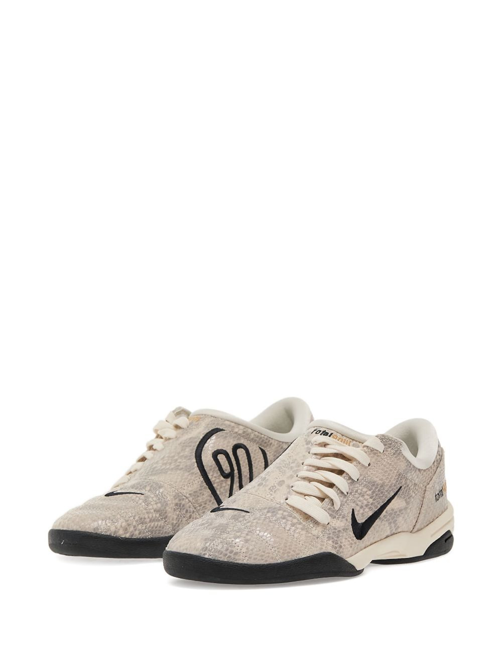 Total 90 SE sneakers - 2