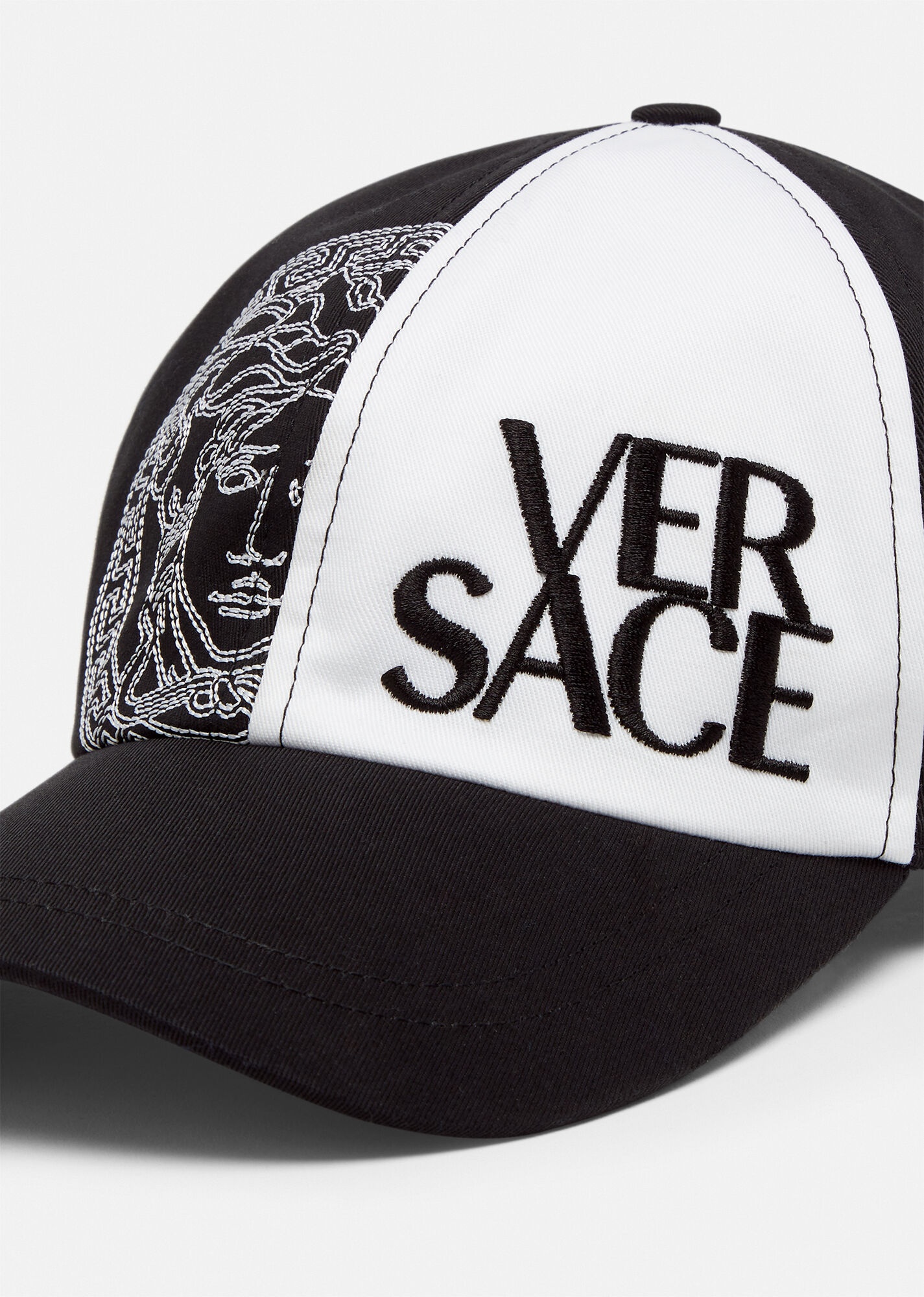 Medusa Logo Embroidered Cap - 4