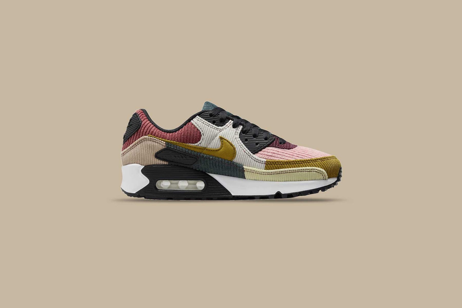 スニーカー Nike Air Max 90 Multi-Corduroy BLACK BRONZINE RED STARDUST Women's Air Max 90 'Multi-Corduroy' - Black/Bronzine/Red