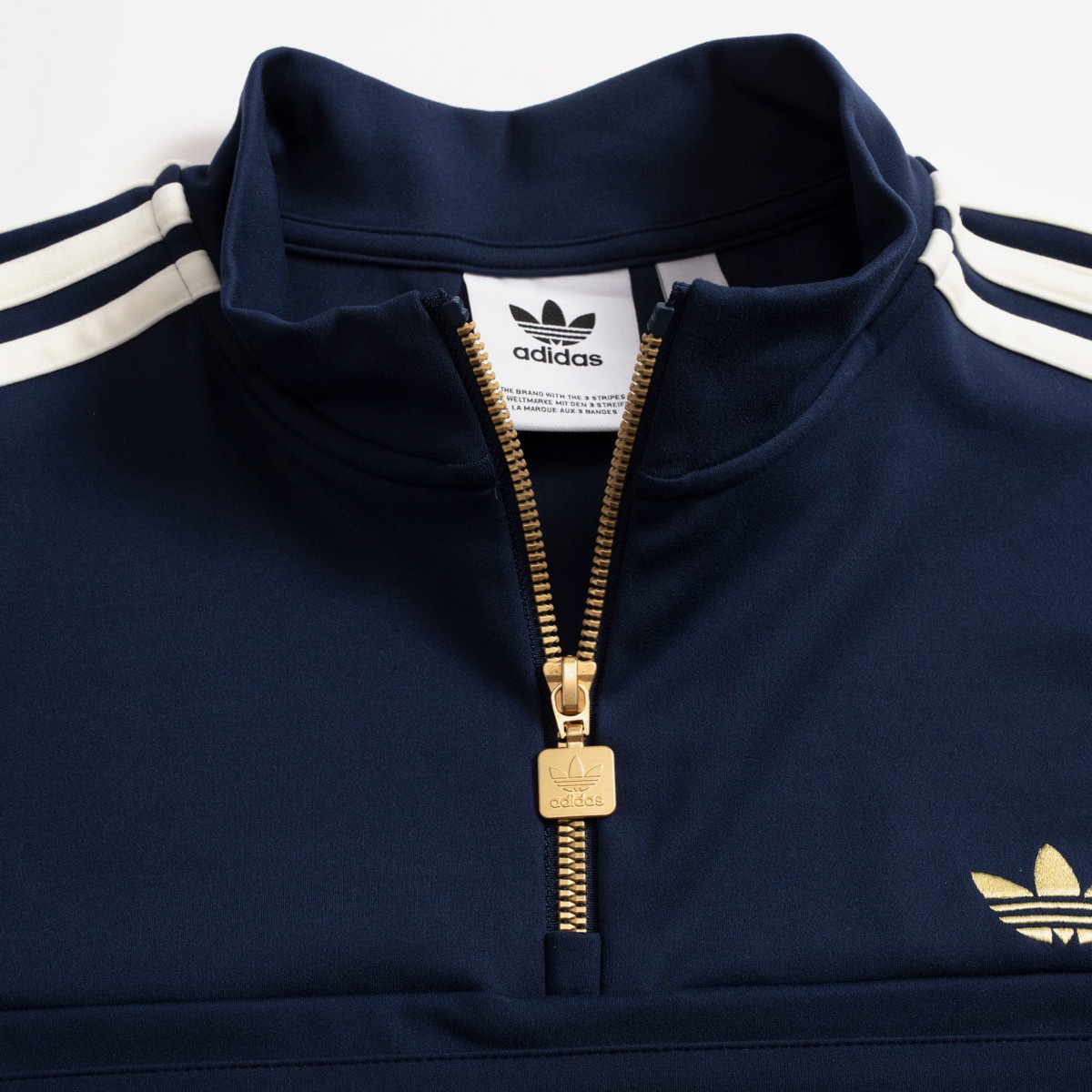 adidas Premium Top | sneakersnstuff | REVERSIBLE