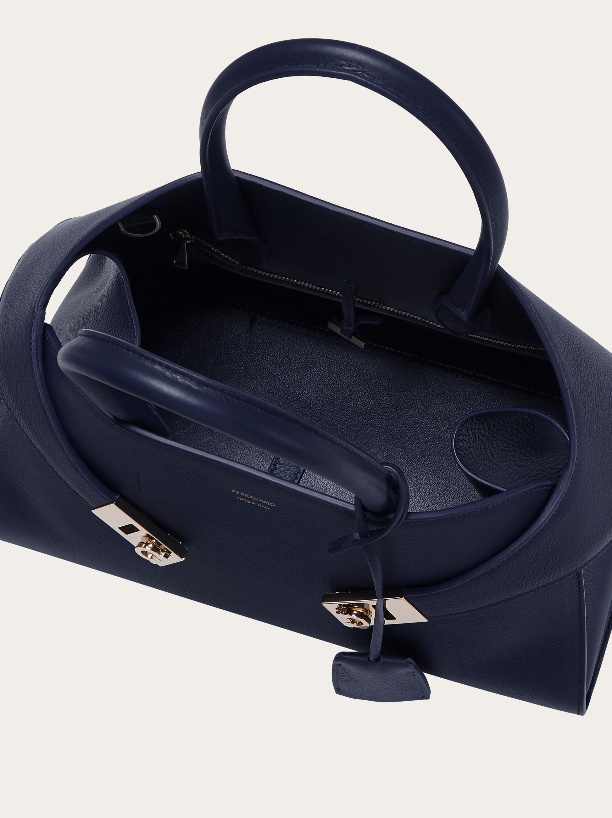 Hug handbag (S) - 6