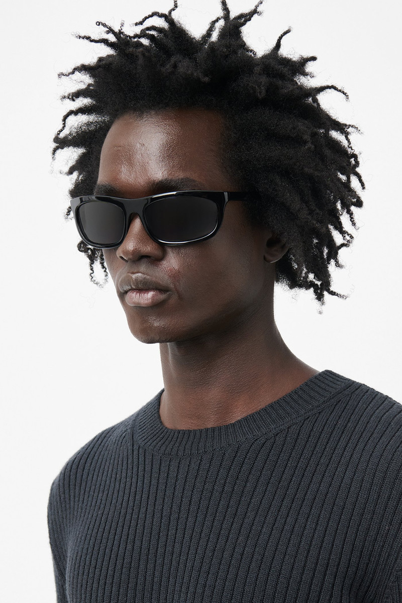 Compact Roundneck Off Black Rustic Merino 4