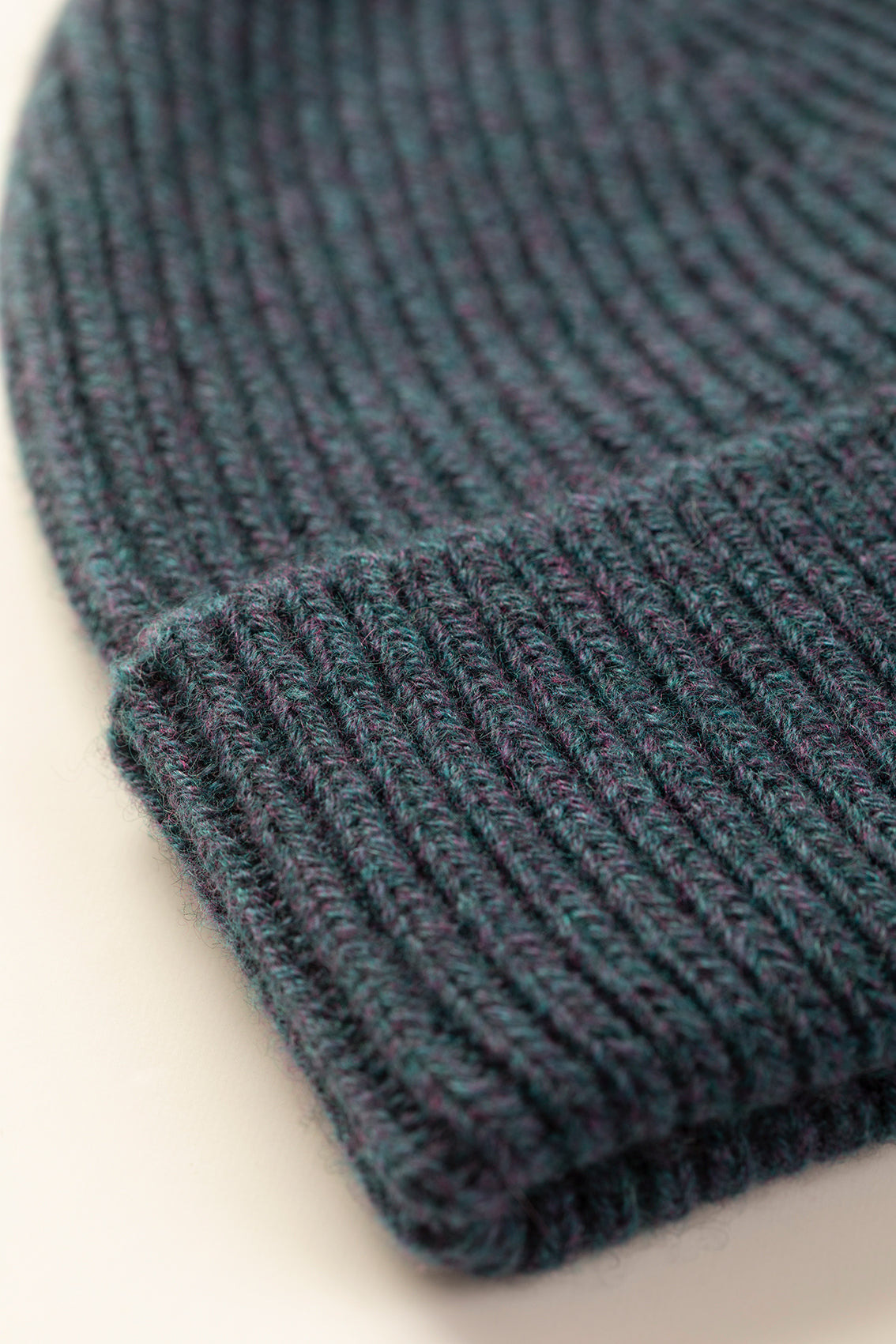 Ribbed Navy Cashmere Beanie - 2