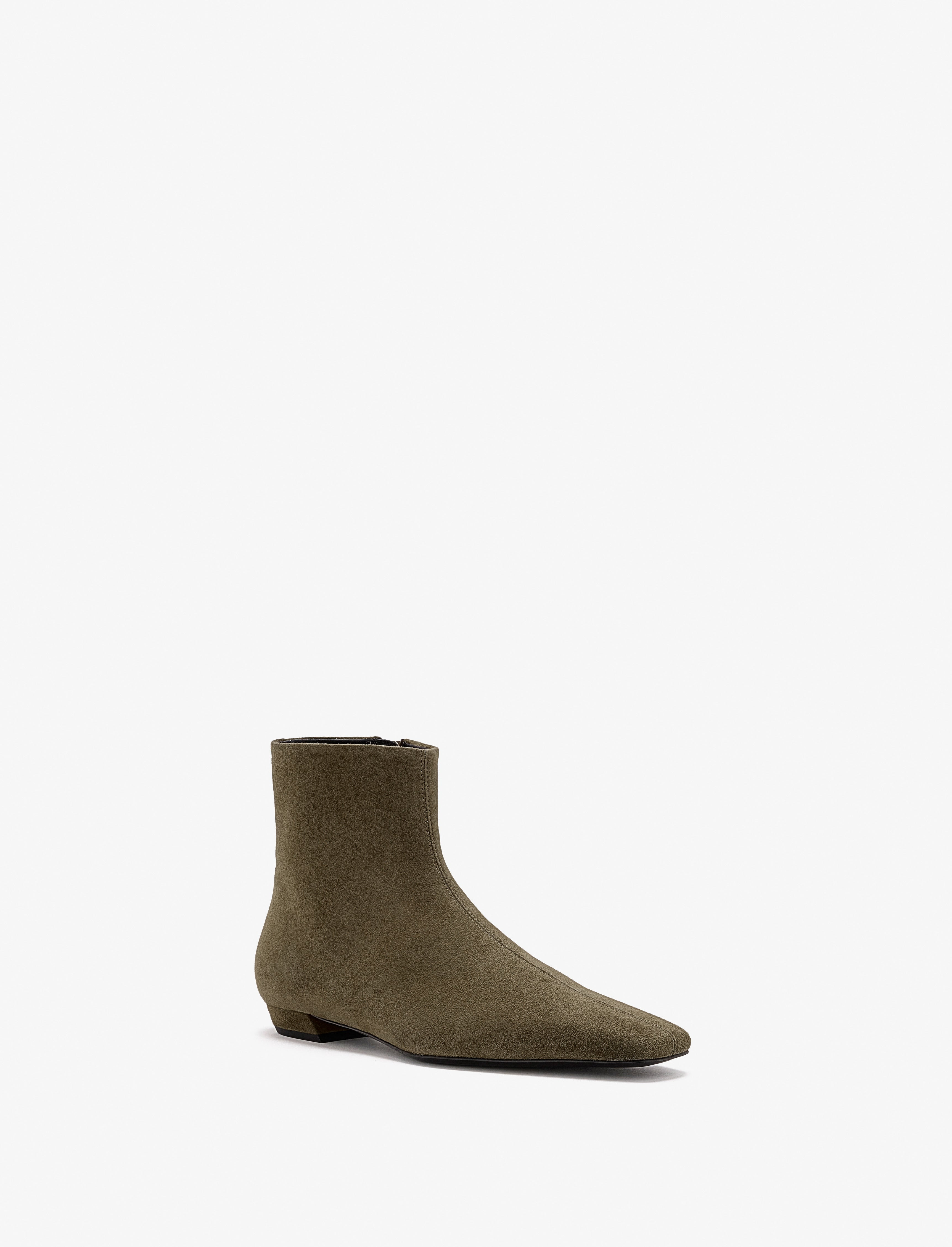 Trap Flat Ankle Boots in Kidsuede - 2