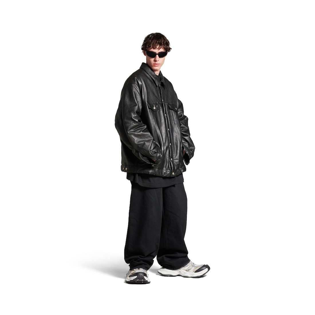 Men's Oversized Padded Jacket in Black - 2