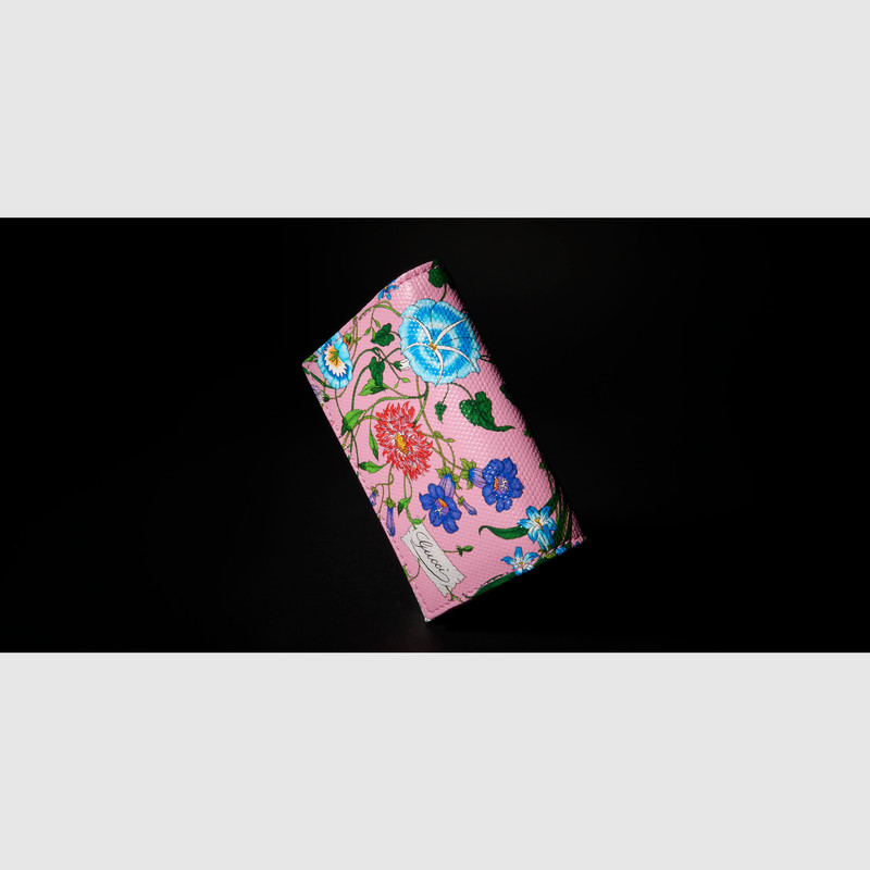 Flora-motif bi-fold card case 1
