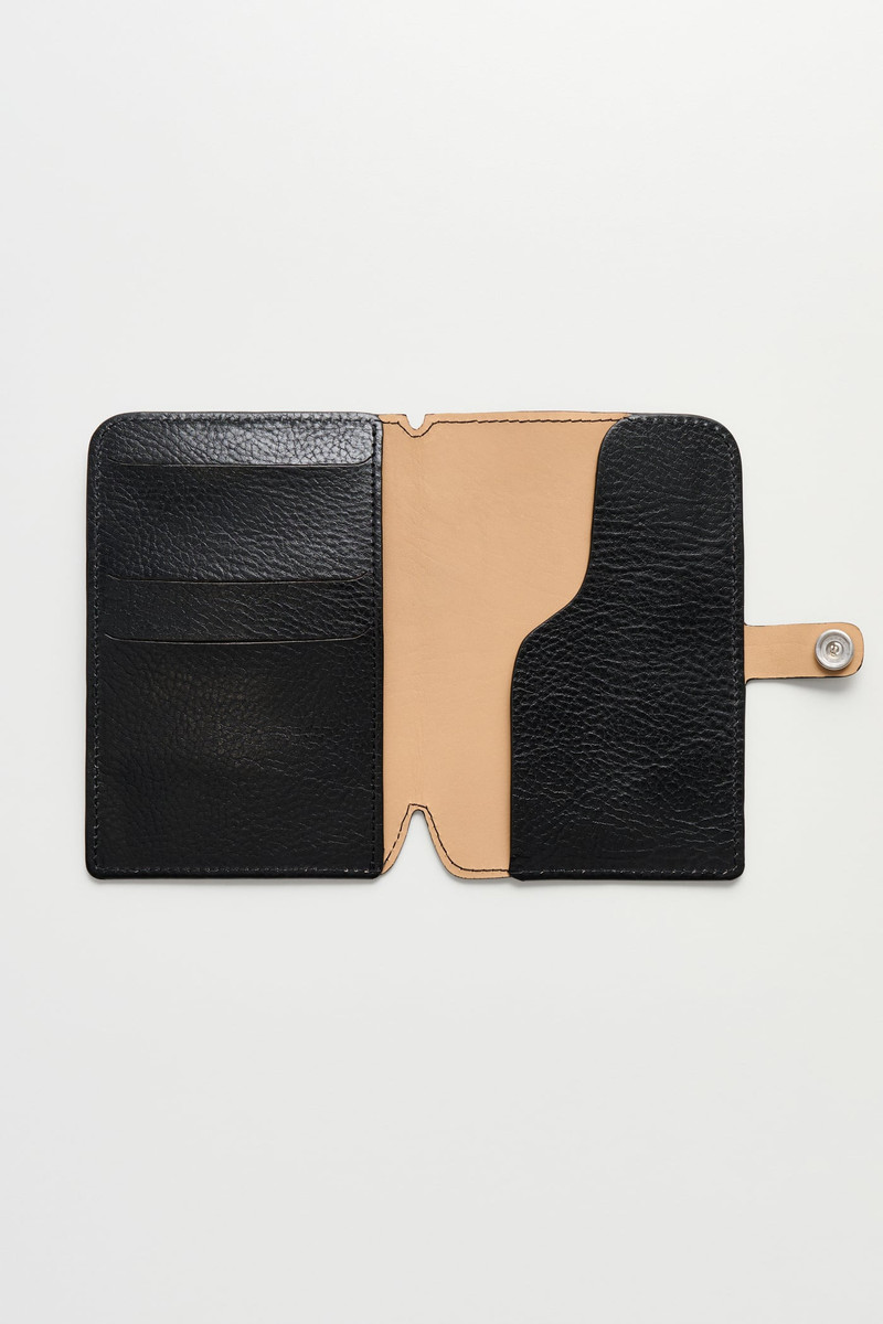 Passport Cover Deep Black Leather 3