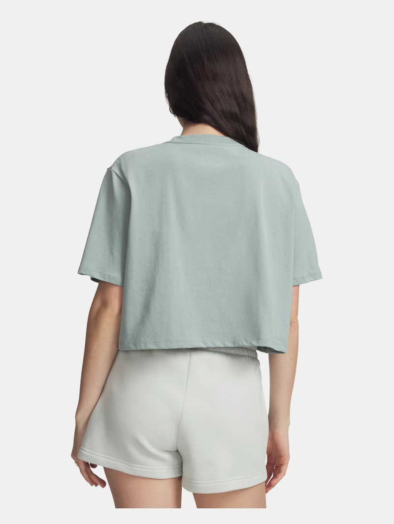 Under Armour UA Boxy Crop Simple outlook