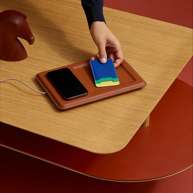 Volt'H wireless charging change tray 4