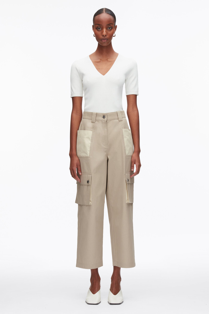 Two-Toned Cropped Cargo Pants 3