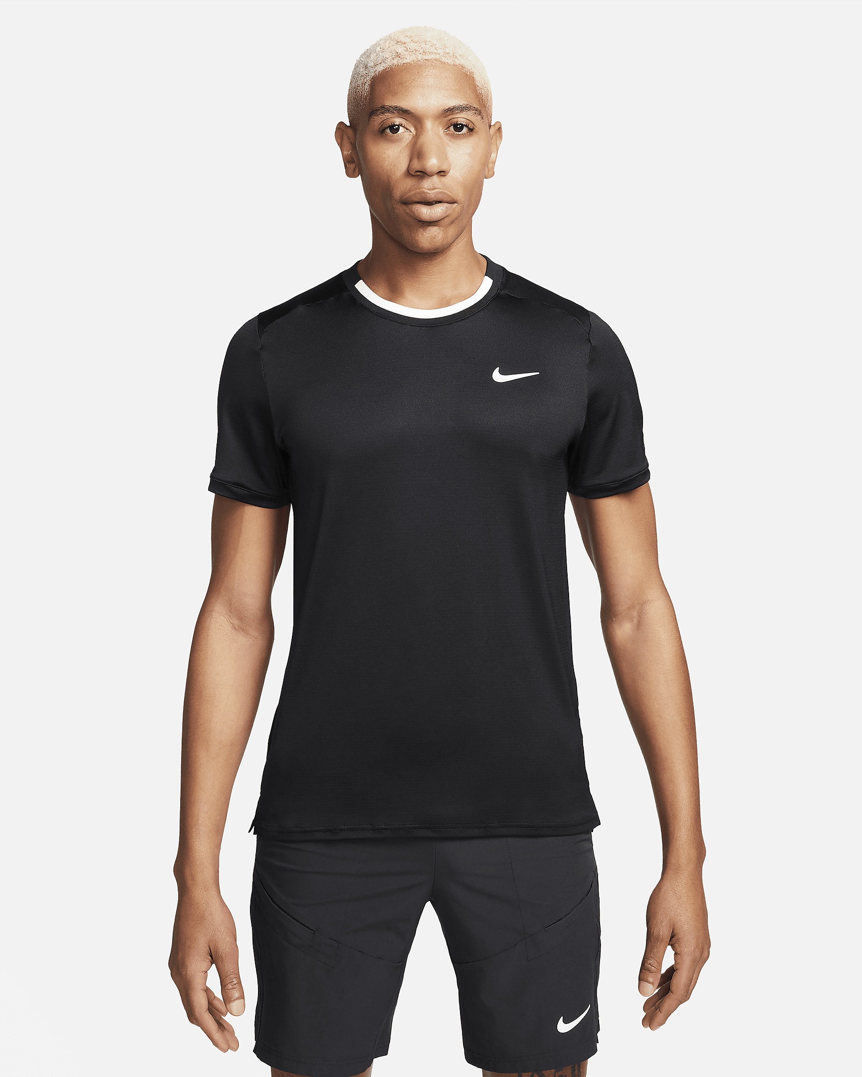 NikeCourt Advantage Men's Dri-FIT Tennis Top - 1