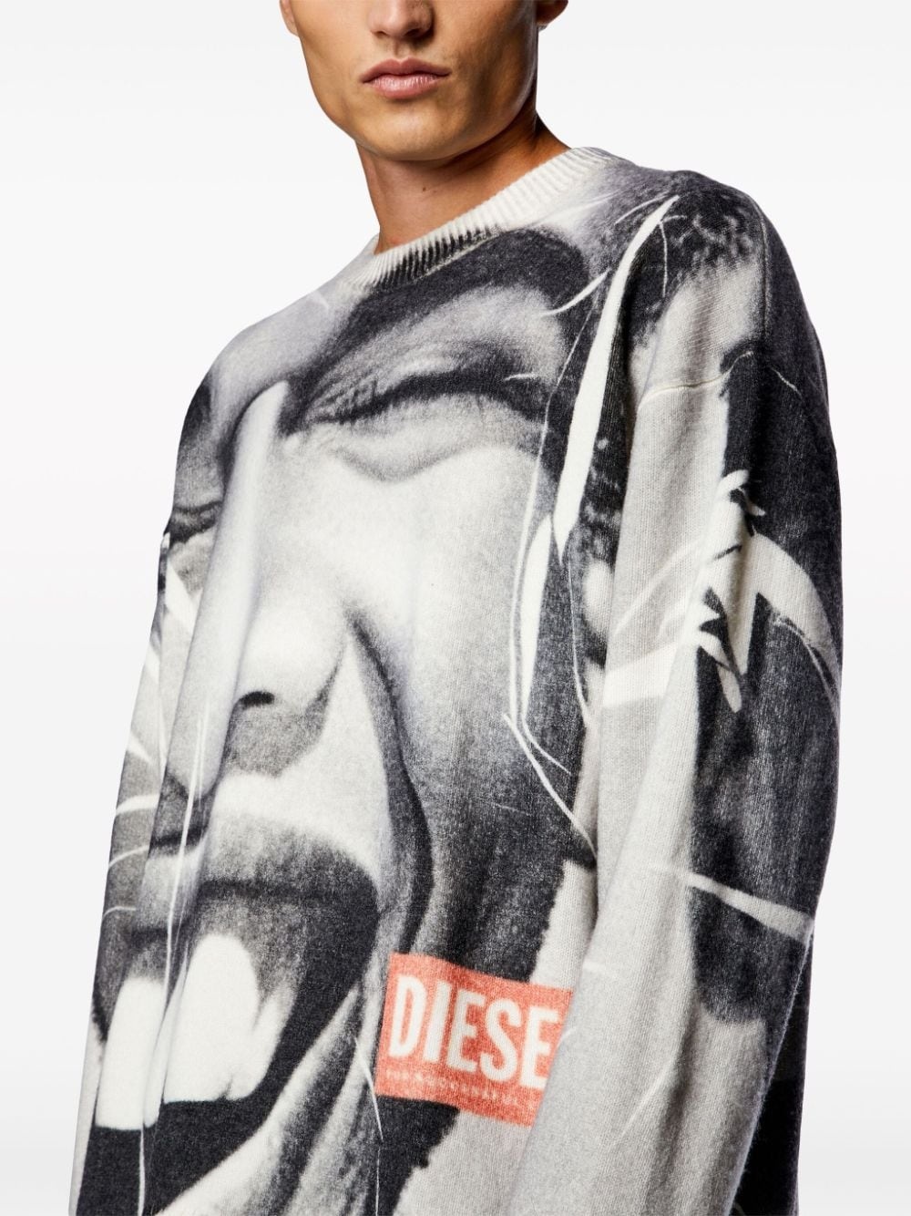 K-Victory photograph-print sweatshirt - 5