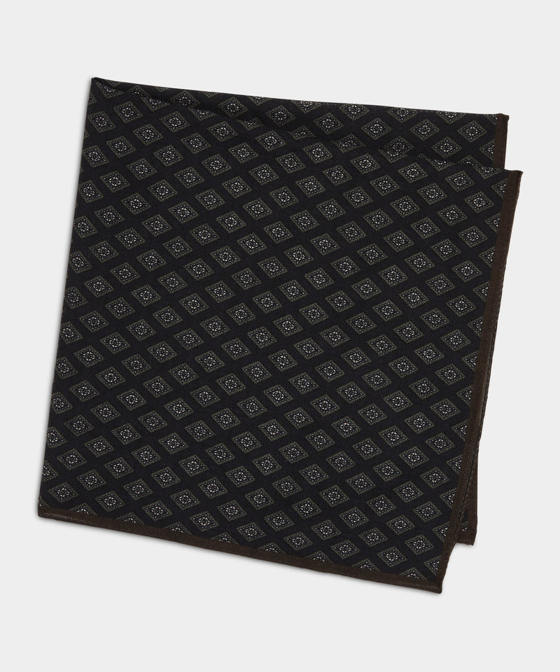 TODD SNYDER Italian Wool Diamond Neckerchief outlook