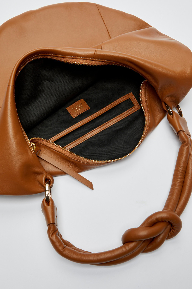 MEDIUM SOFT HOBO BAG 4