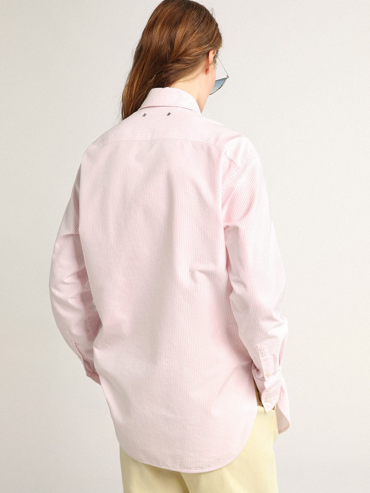 Oversized Journey Collection shirt with pink and white vertical stripes and pins - 4