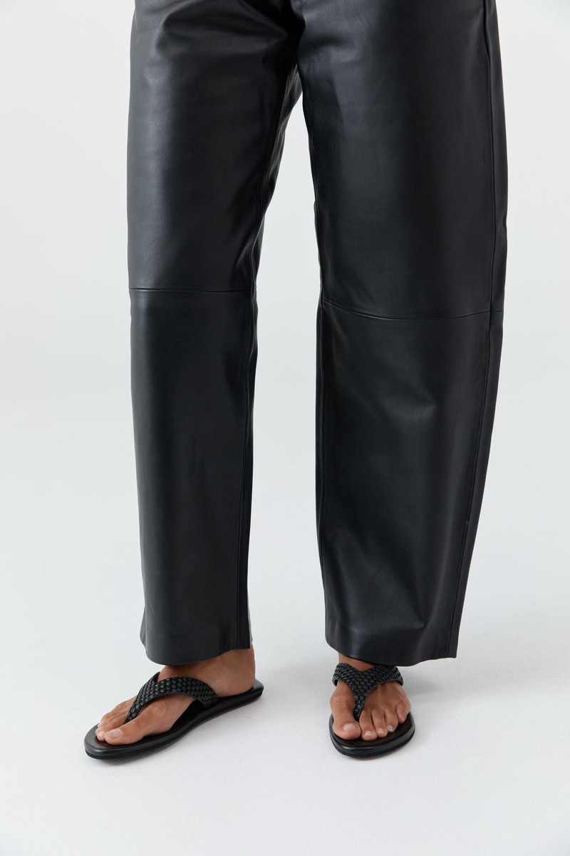 ST. AGNI Lattice Weave Thong - Black outlook