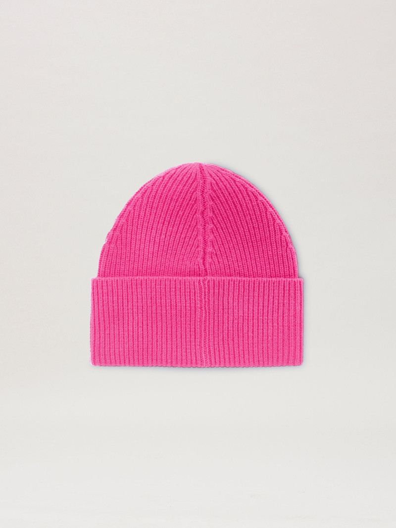 Classic Logo Ribbed Beanie 4