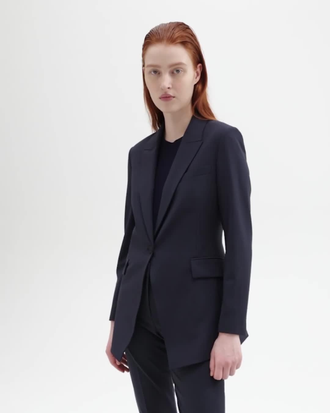 Etiennette Blazer in Good Wool - 8