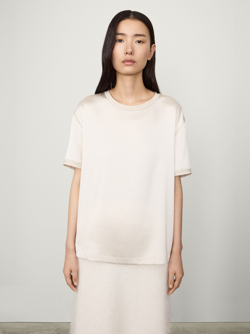 LISA YANG The Round Neck T-Shirt outlook
