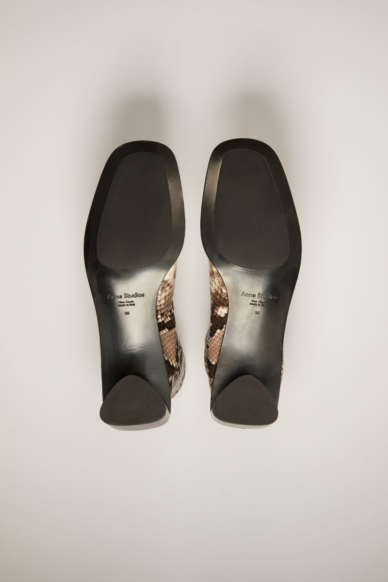 Python leather boots beige/black 3