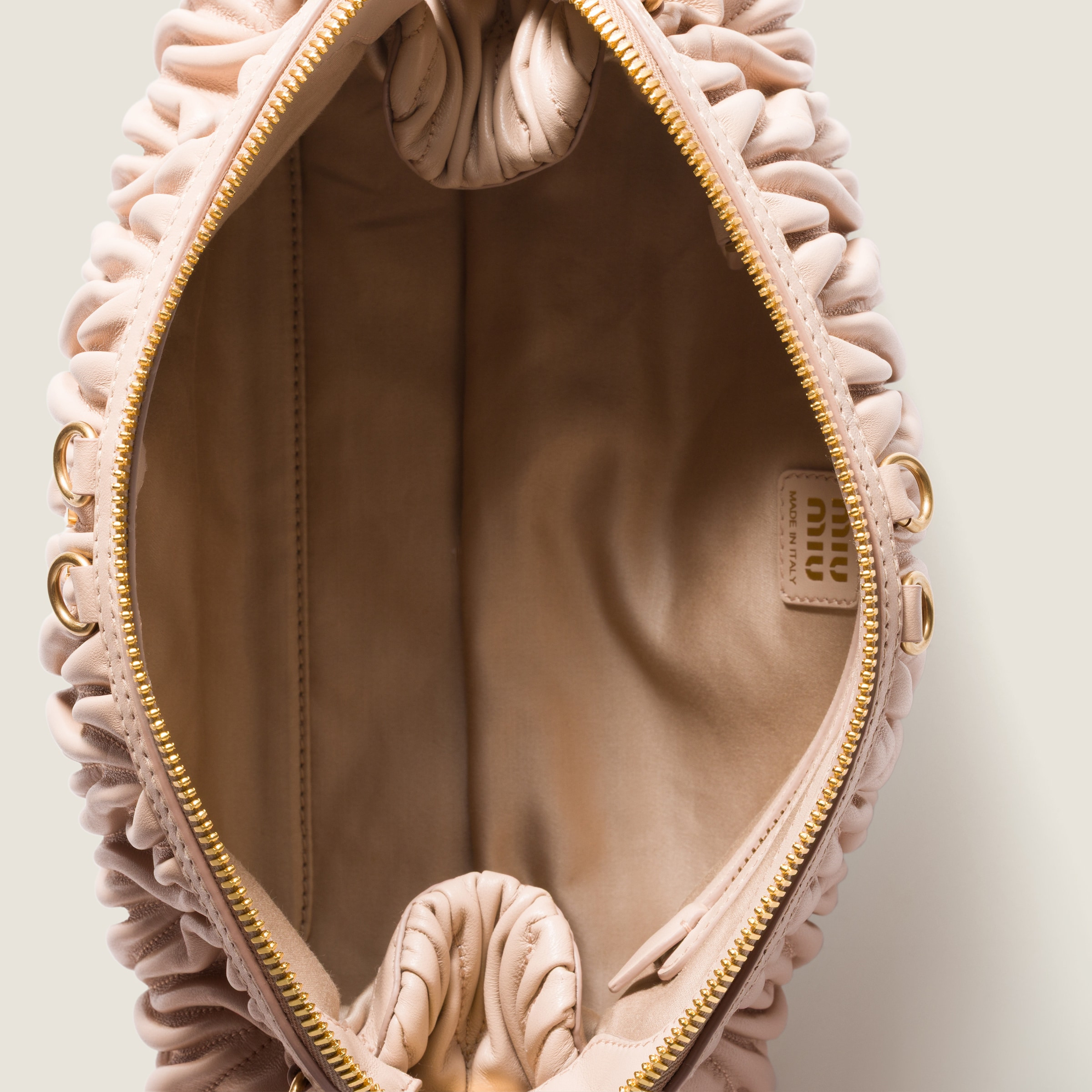 Matelassé nappa leather clutch - 4