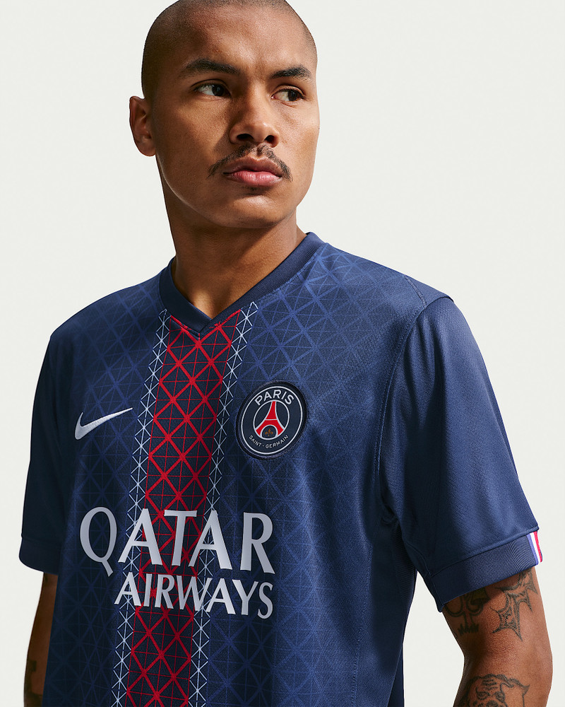 Paris Saint-Germain 2025/26 Stadium Home Men's Nike Dri-FIT Soccer Replica Jersey 3