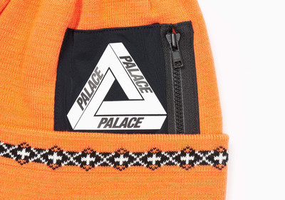 PALACE POCKET BEANIE ORANGE outlook