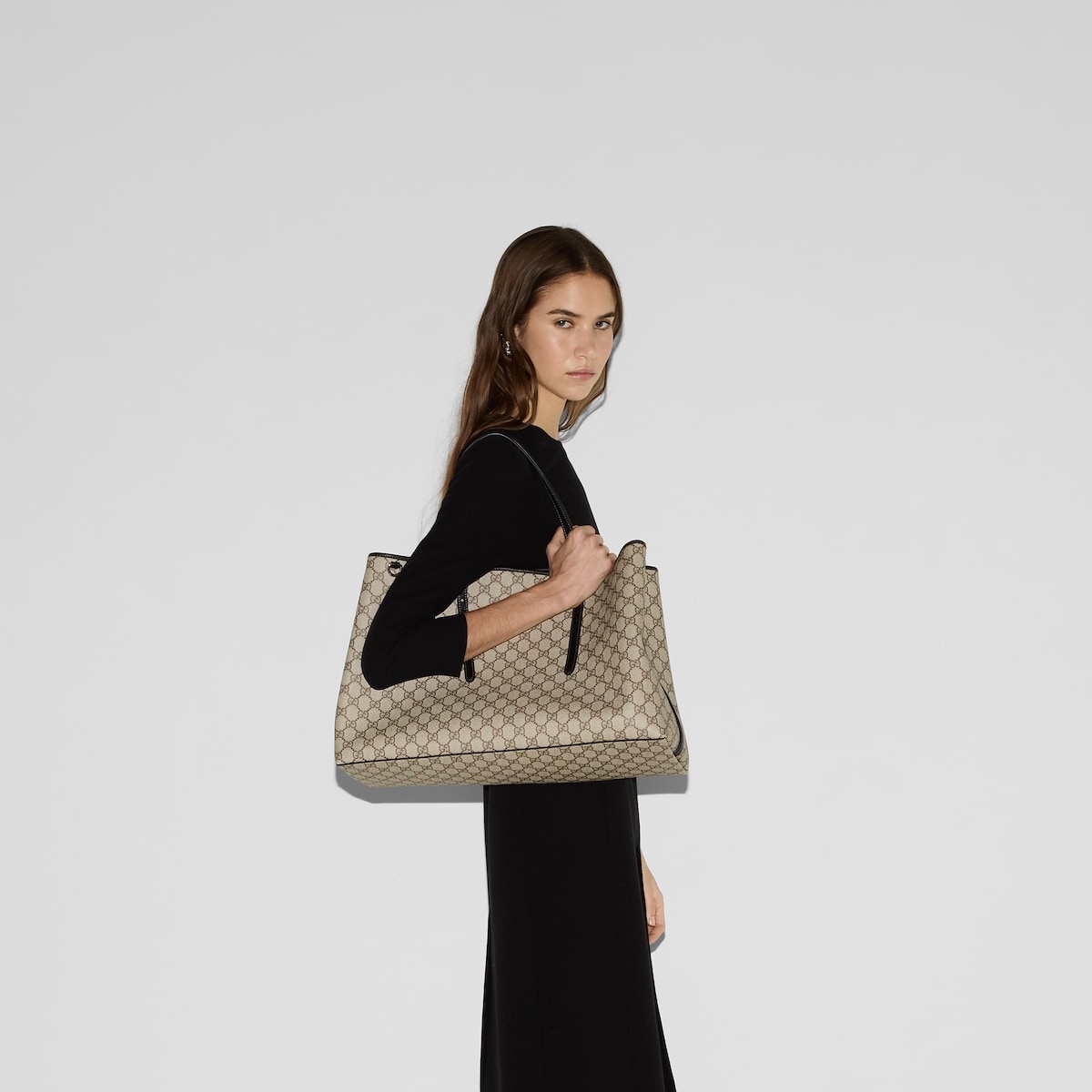 GG Emblem large tote bag - 3