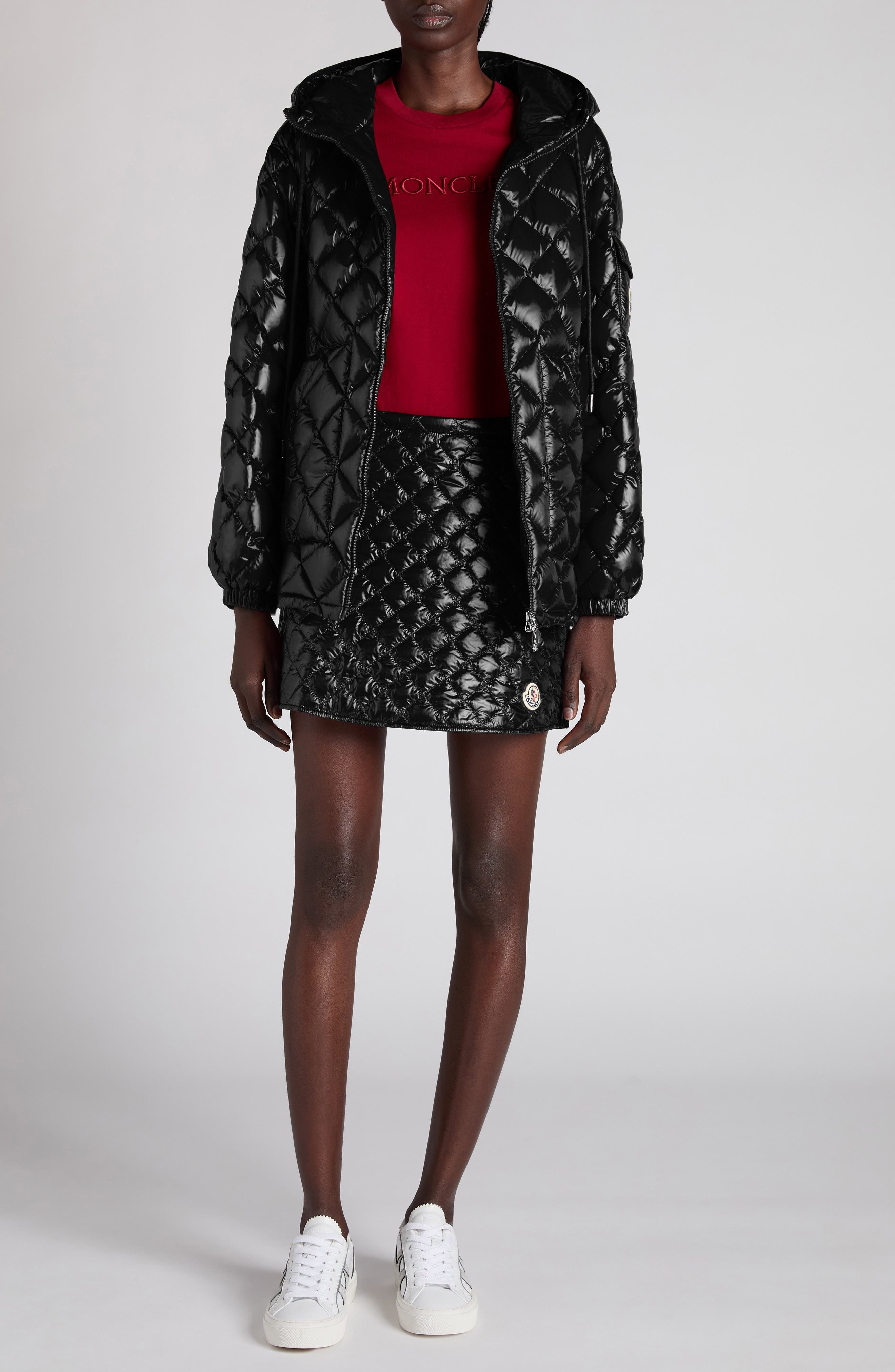 Moncler Diamond Quilted Down Hooded Jacket in Black at Nordstrom - 2