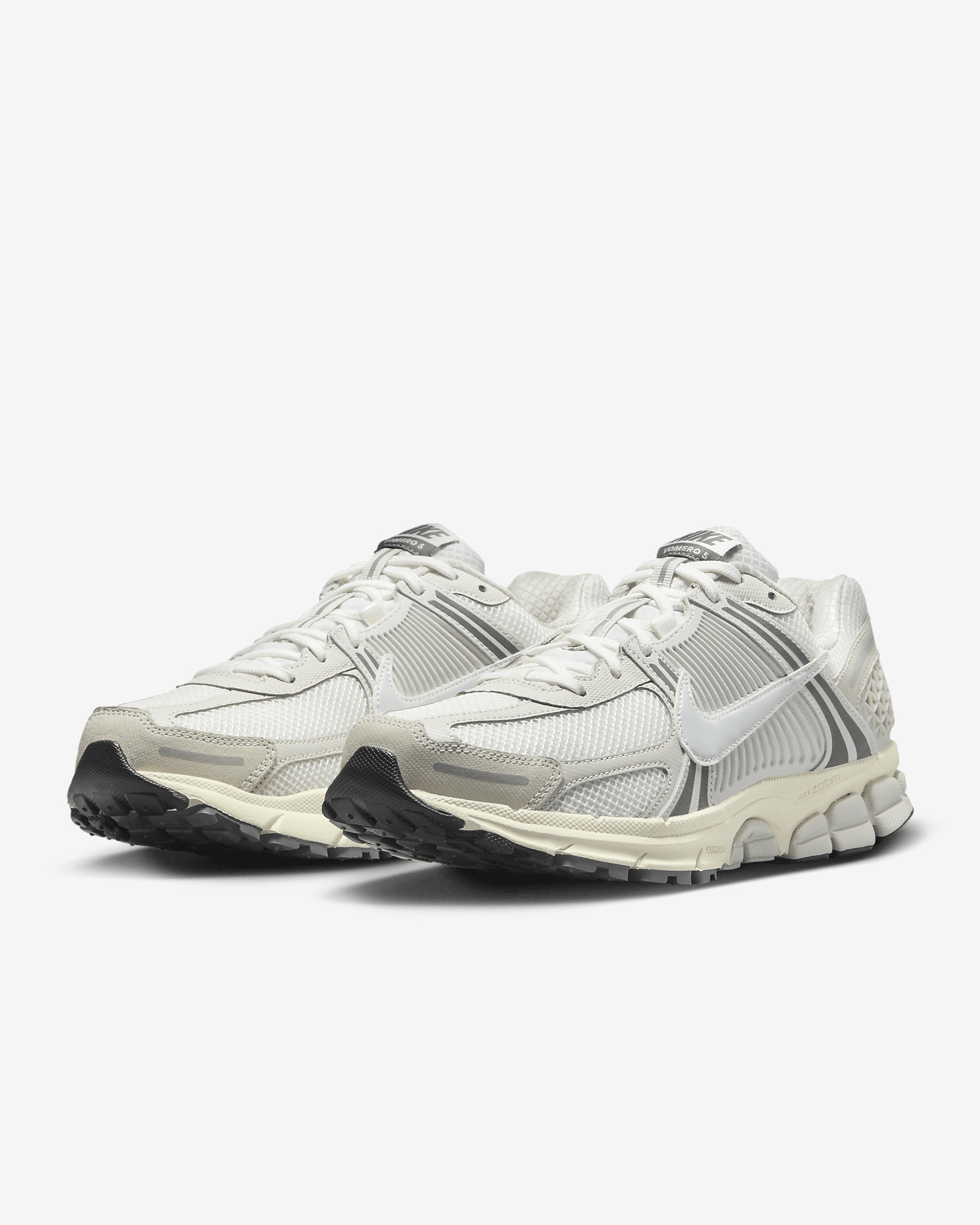 Nike Zoom Vomero 5 SE Men's Shoes - 5