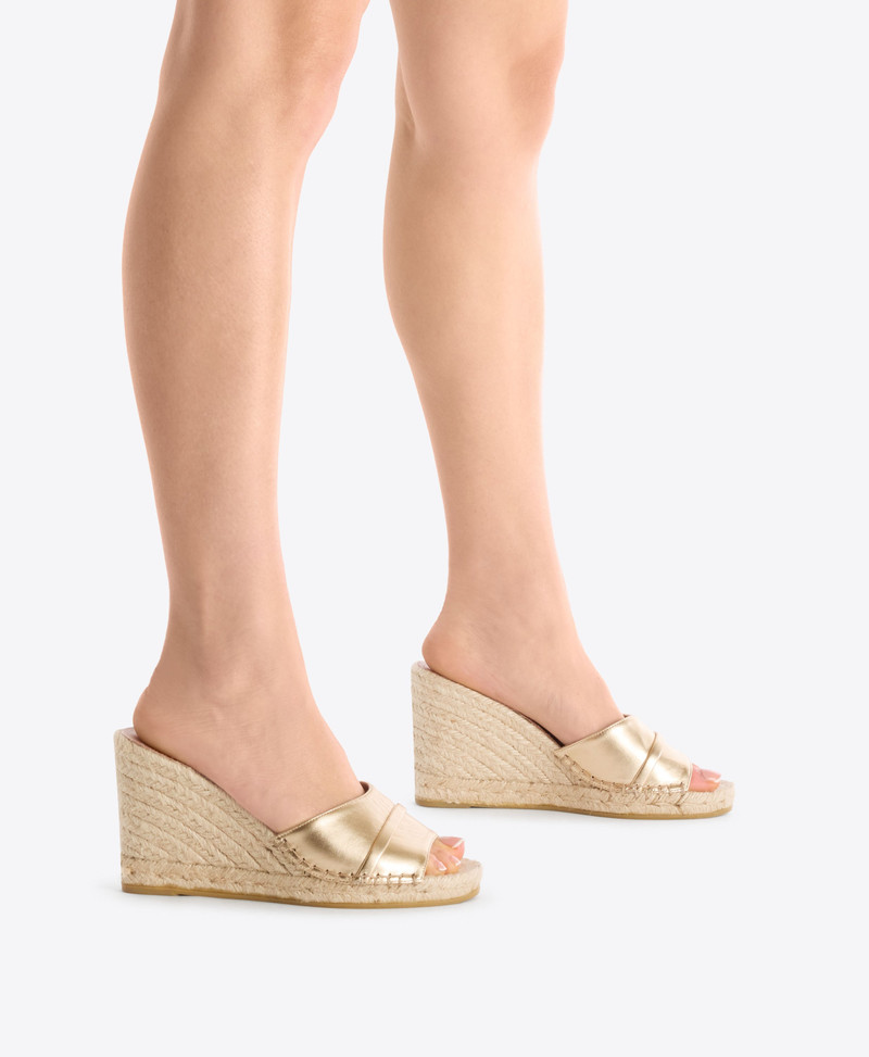 Soleil 85 Gold Leather Wedge Sandals 5